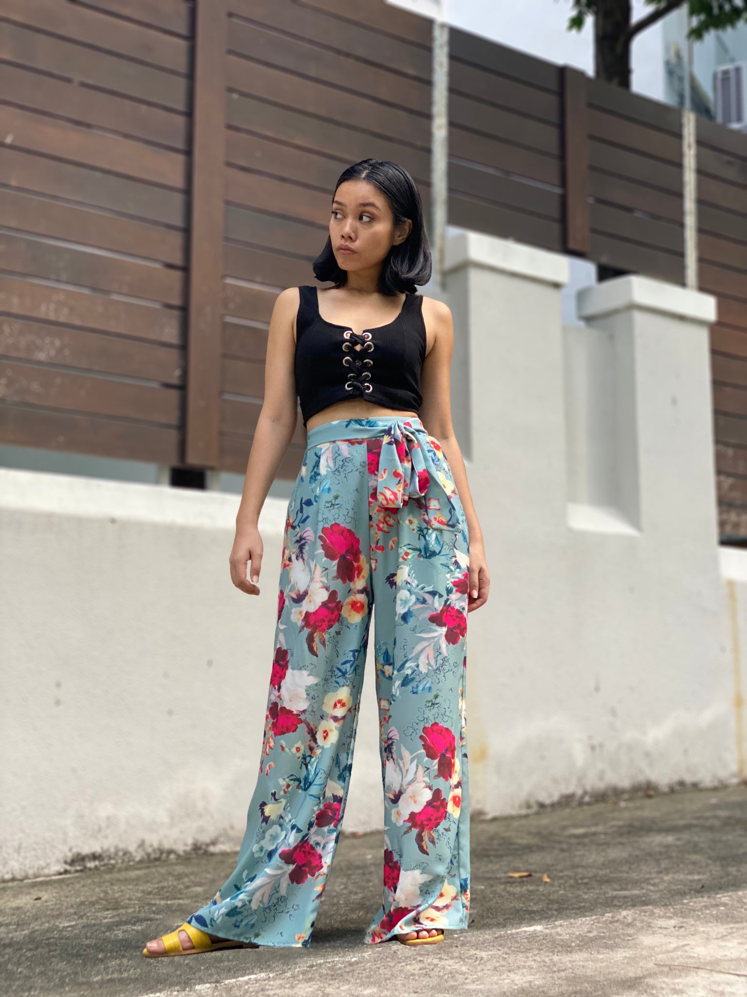 Casual Waist-Tie Floral Pants – Fiori Singapore