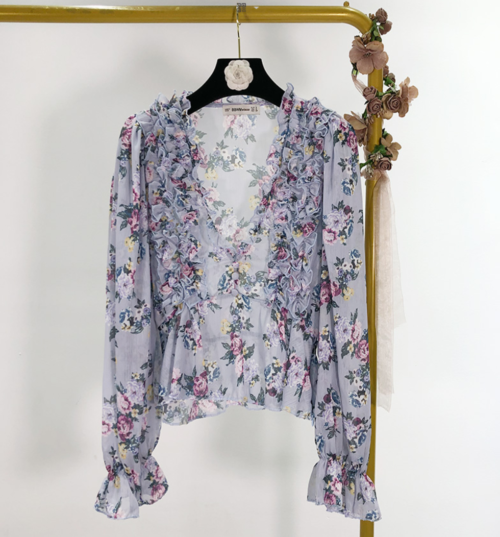 Frilled Trumpet Sleeve Top