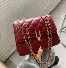 Quilted Chain Crossbody Bag